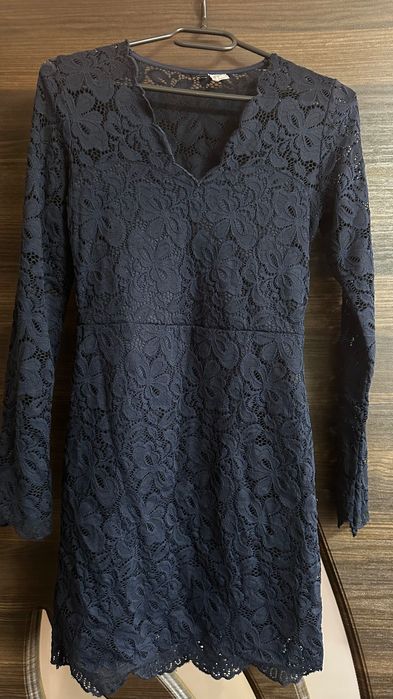 Дамски елегантни рокли