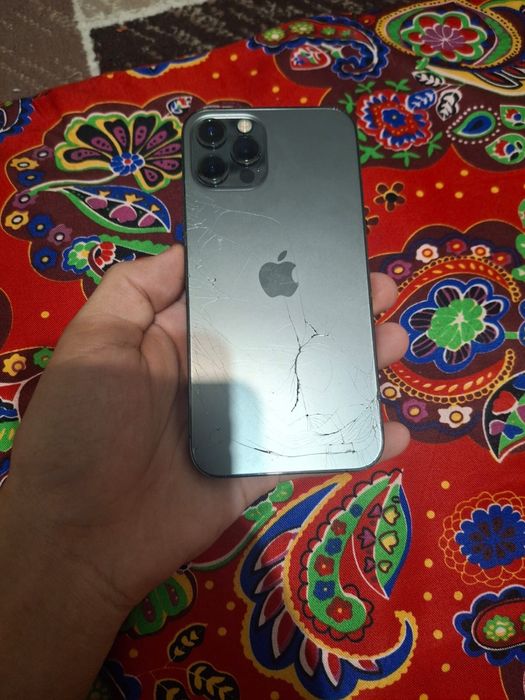 Iphone 12 pro.