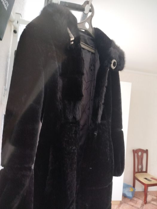 продам мутоновую шубу