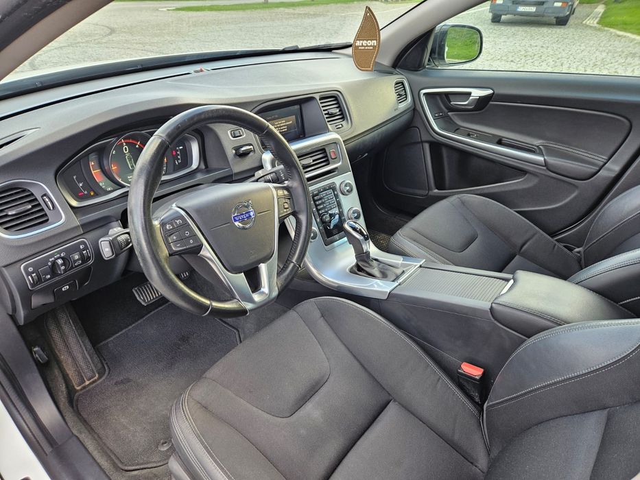 VOLVO S60 CROSS COUNTRY AN 2017  motor 2.0 diesel  AUTOMAT 8 TREPTE