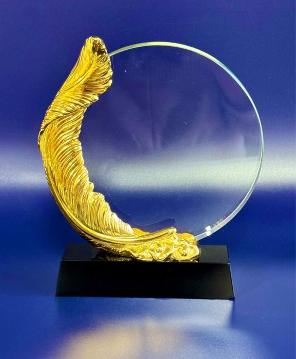 Статуэтка награды кубок медаль