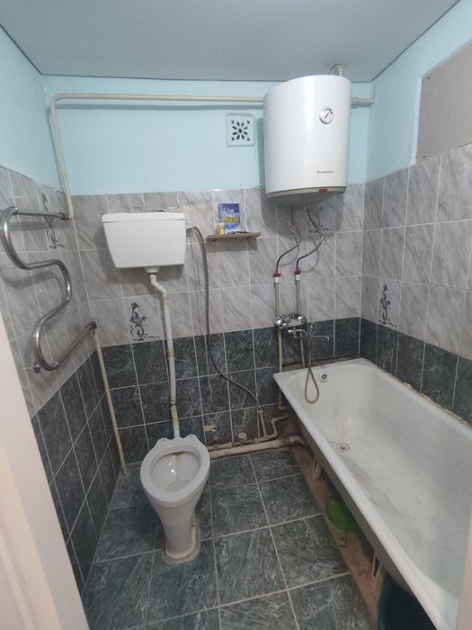 Кентау Алтынсарин 9 А 49 кв