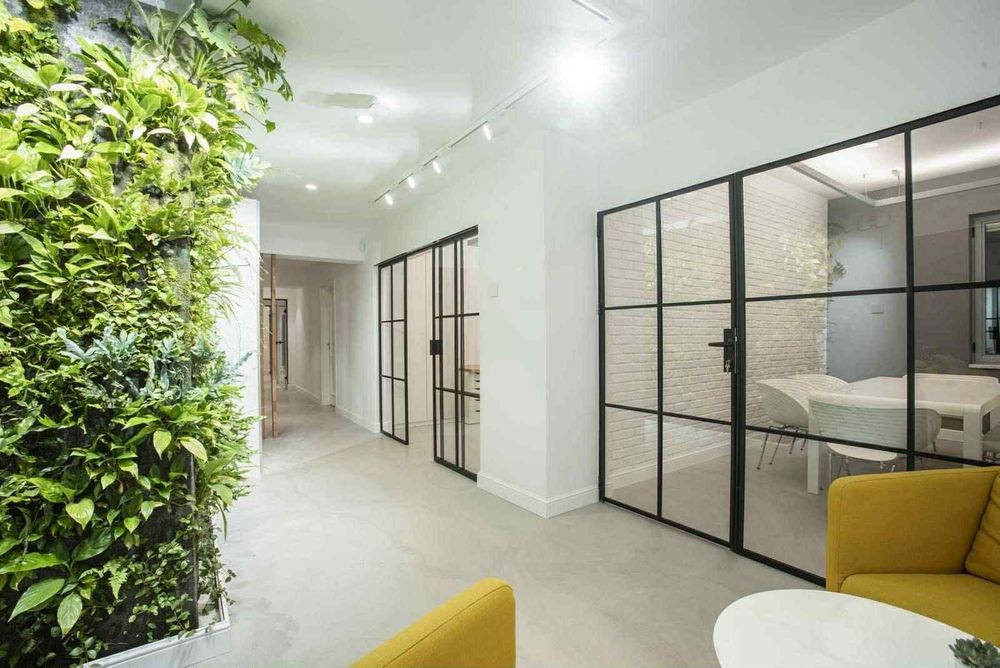 Дава се под наем Офис в София, Център - 150 кв.м за 1994.61 € - Снимка #9