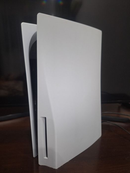 Продам PS5 с играми