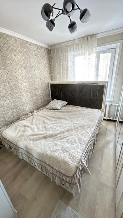 Срочно продается спальный гарнитур