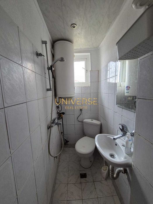 2етажна къща с шест стаи в стария град на Несебър . Готов бизнес #5410