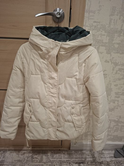 Куртка демисезон.