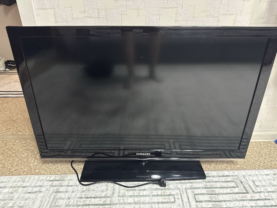 продам телевизор самсунг