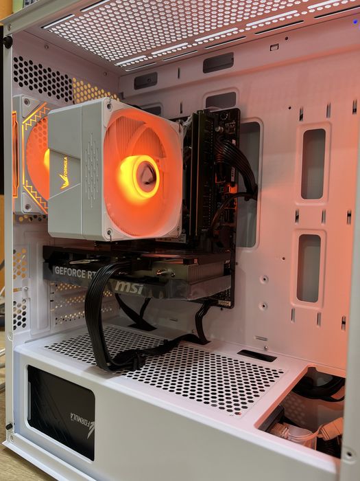 Системный блок i5 12400F/RTX 5060