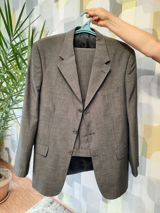 Продам мужской косюм