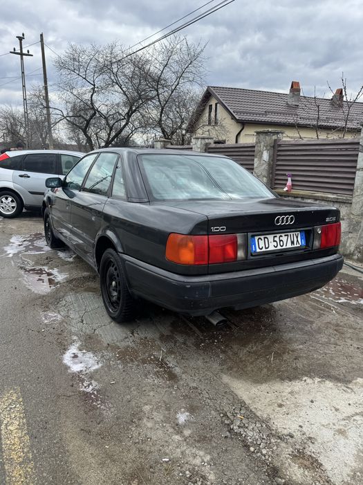 Audi 100 2,0E berlina