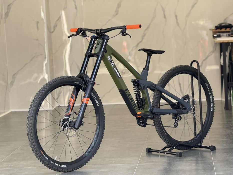 НОВ Велосипед за спускане Cube Two 15 HPC Carbon 29