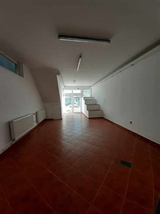 Vand apartament  2 cam.