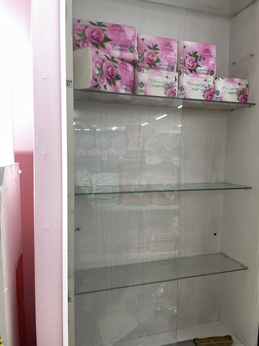 Торговое оборудование продам