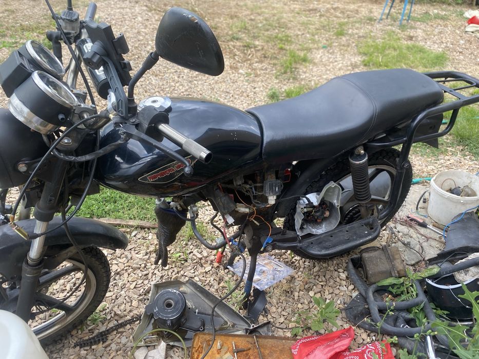 Продам мотоцикл на запчасти