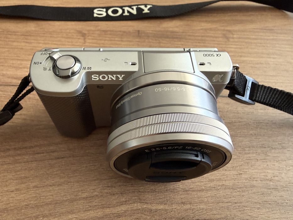 Sony α5000 A5000 Mirrorless obiectiv 16-50mm OSS, 20.1 MP