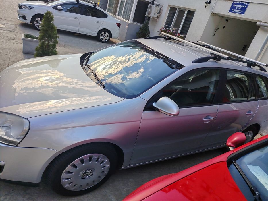 Vând golf 5 break