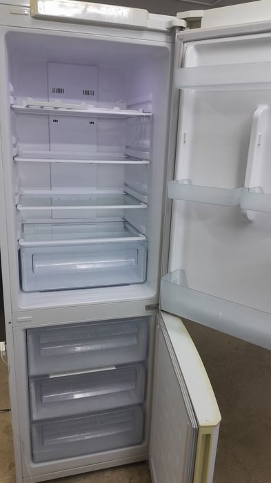 Холодильник  бар