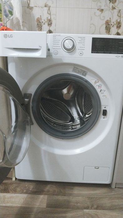 Срочно продам стиральную машину