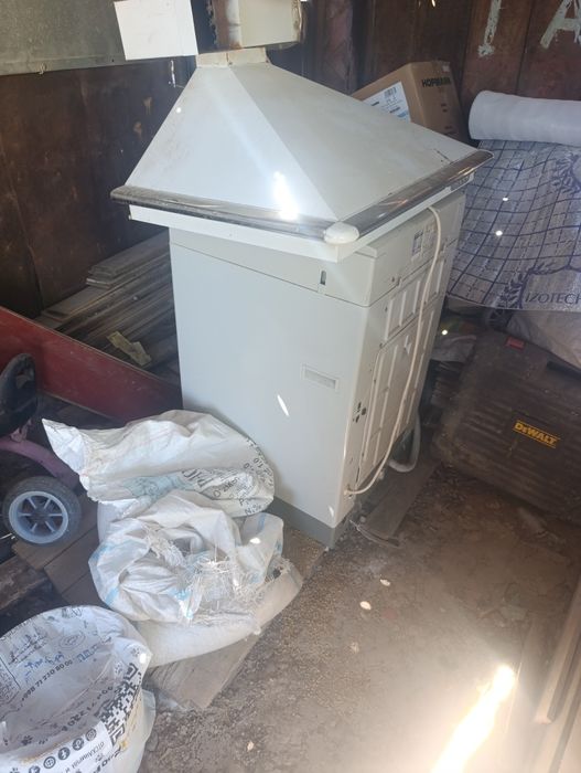 Продается Стиральная машинка, газовая плита..