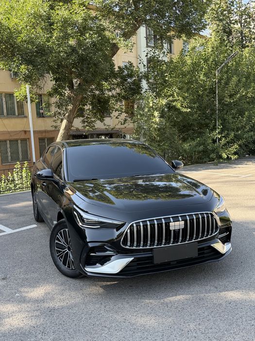 Geely Star 6.  2000Km hybrid yengi