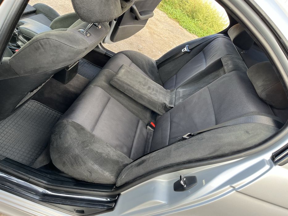 На бмв е46 салон (сидения, дверные карты)