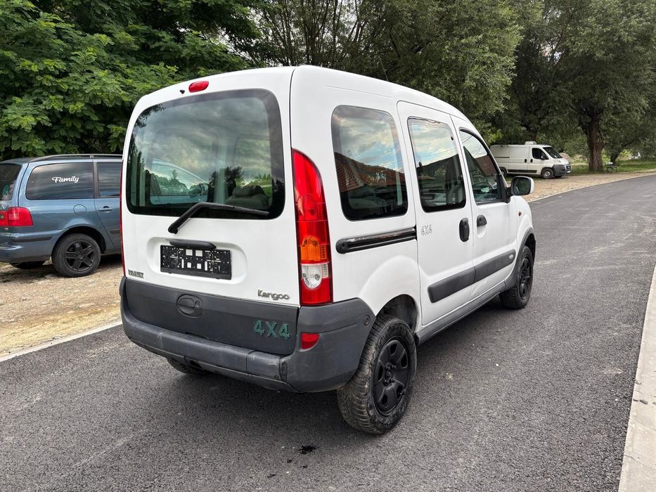 Renault Kangoo 4x4 //  1.6 benzina 2005
