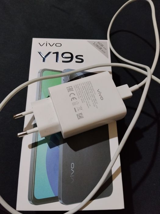 Продам телефон vivo