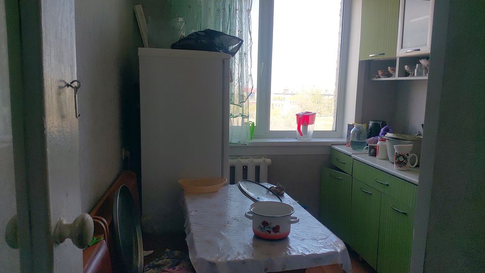 Продам3 х комнатную  квартиру