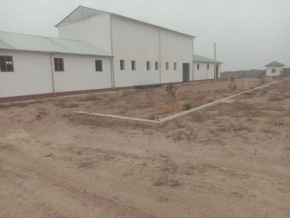 Наманган вилояти Чуст шахрида и/ч базаси аренда (1300 м², 80 сотих)