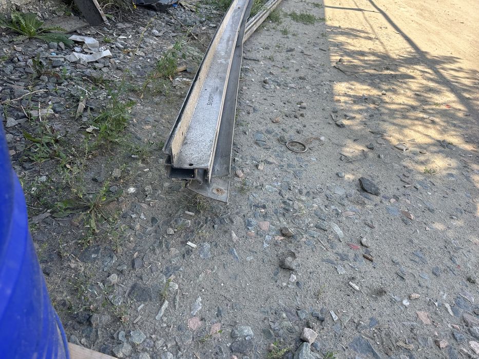 Продам направляющие рельсы