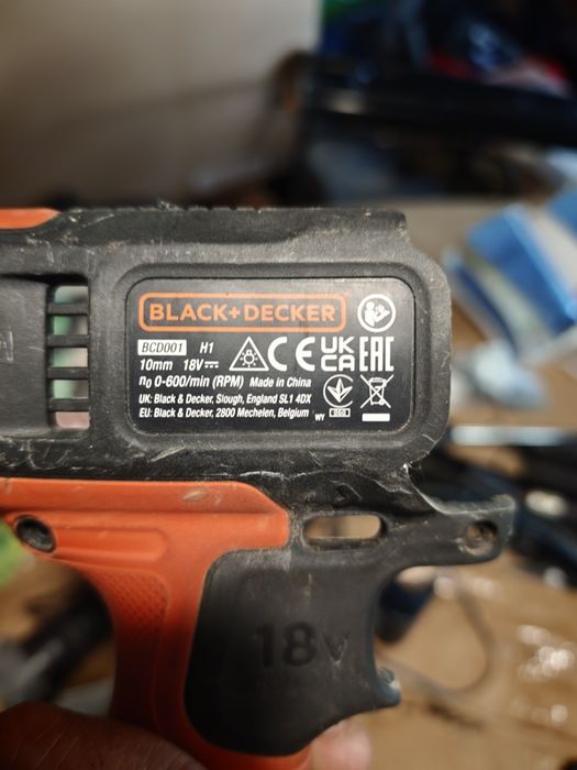 Зарядно и батерия за винтоверт