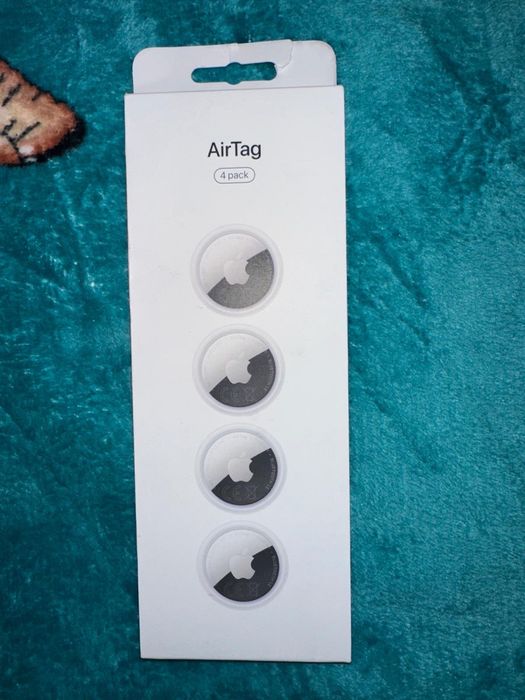 AirTag 4 Pack Dispozitiv pentru urmarire, IPad Magic Keyboard
