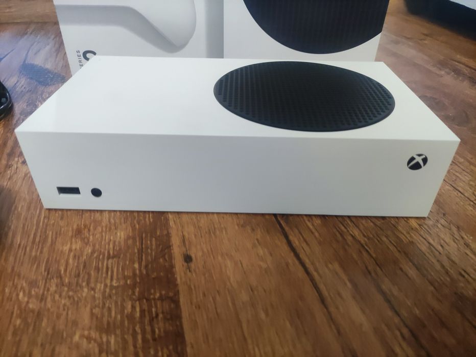 Xbox series s perfect funcțional