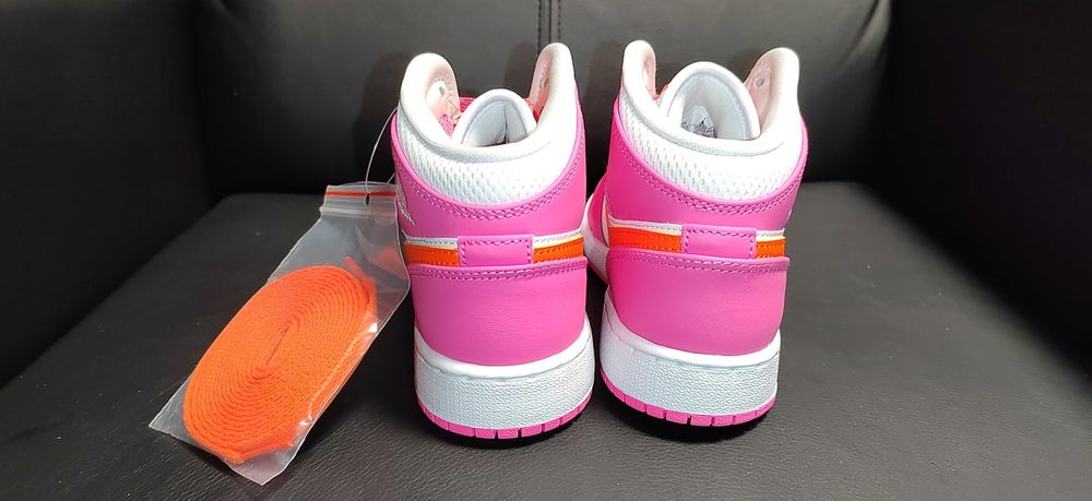 Nike Air Jordan 1 Mid, номер 35,5