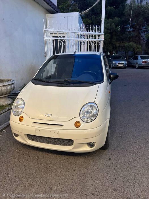 Продаётся автомобиль 2008 года пробег 200000 цена краска чистая.