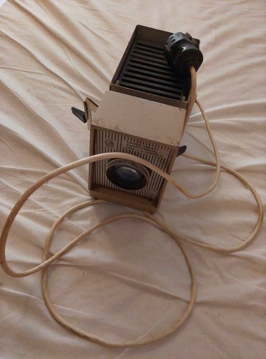 Апарат за диапозитиви, апарат за прожекция на ленти