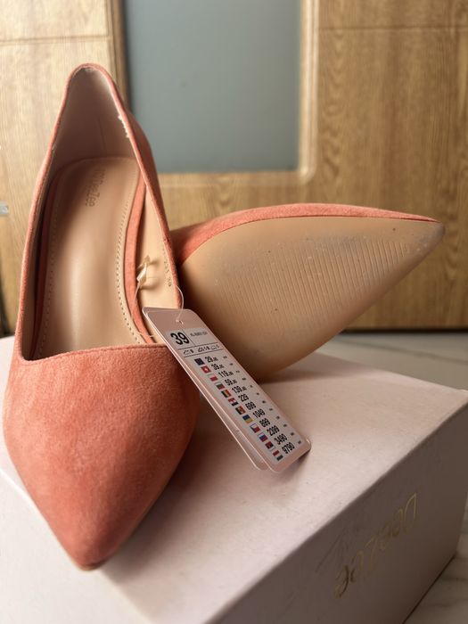 Обувки на висок ток Deezee