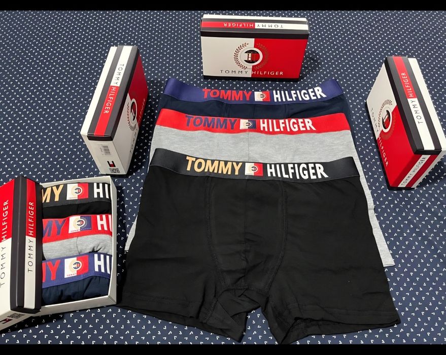 Boxeri bărbați Tommy Hilfiger si Burberry
