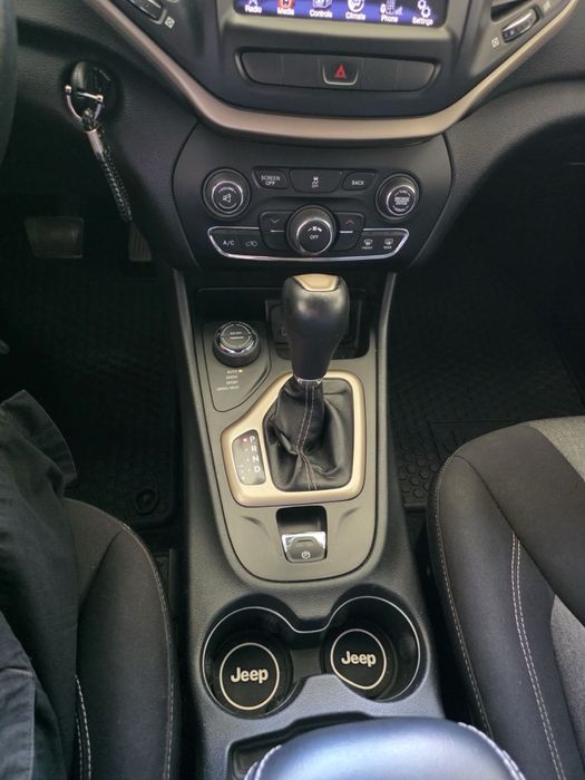 Jeep Cherokee KL
