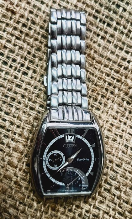 Citizen Eco-Drive Tonneau HST