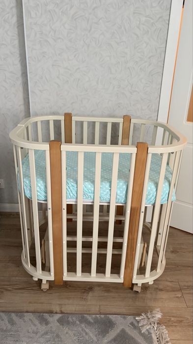 Продам кроватку маятник