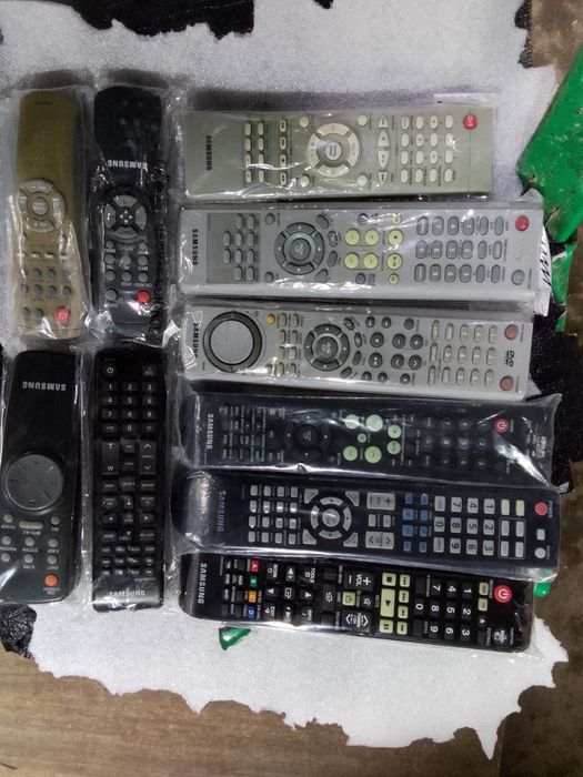 Пульты, для разных электронных