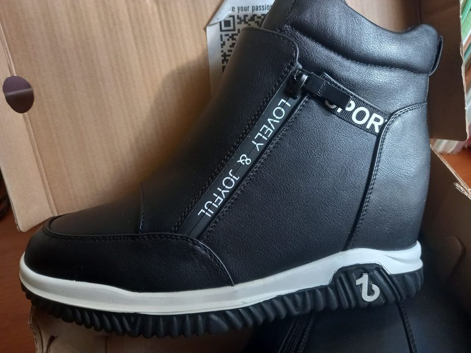 Продам 38-40 размер Европа