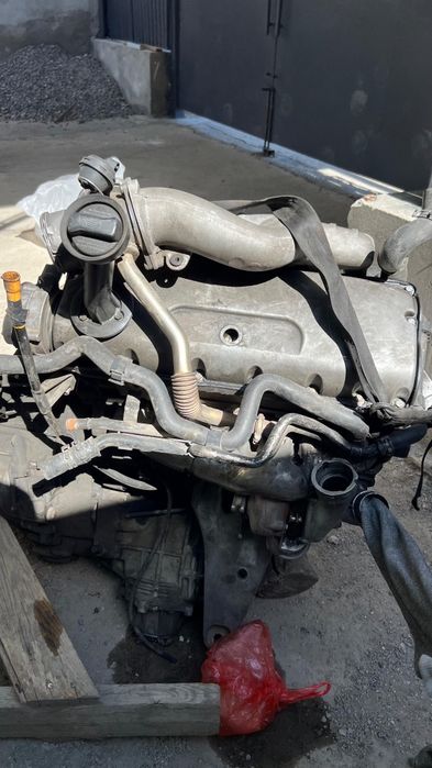 Mотор volkswagen  Т5 2.5 AXE