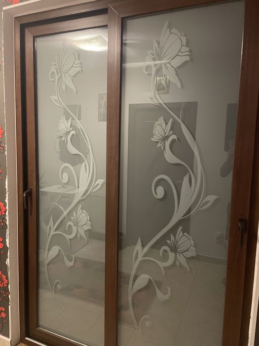 Uși glisante termopan tripan