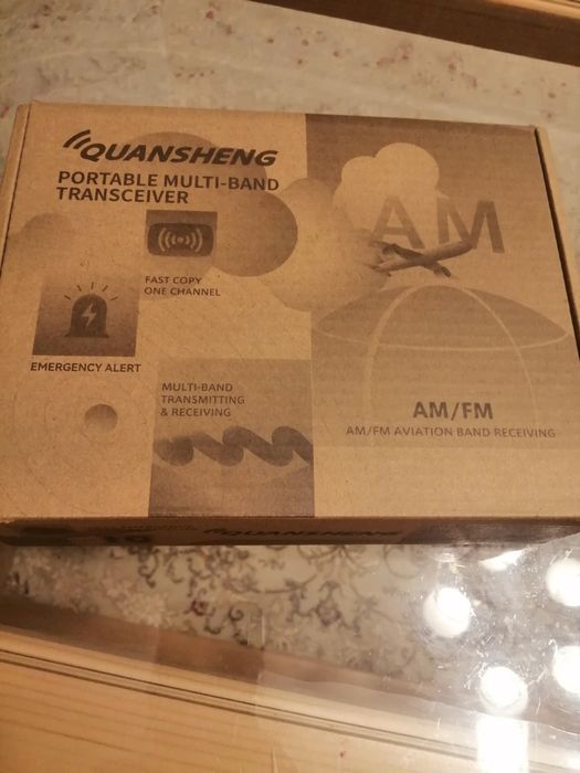 Рация портативная.