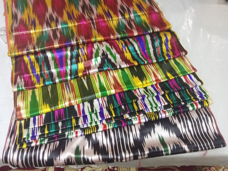 Atlas material sotiladi