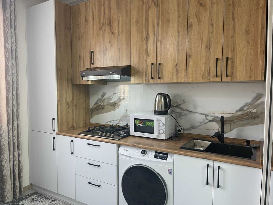 Посуточная аренда квартиры В районе метро дружба народов Чакар 50