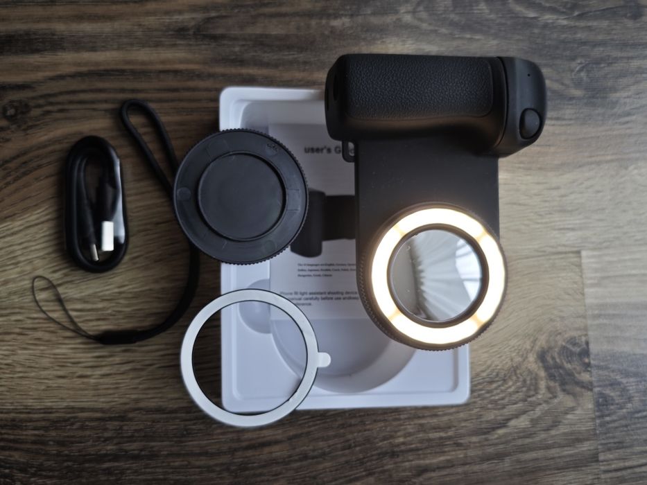 Grip foto smartphone nou